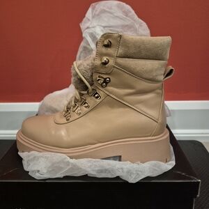 Women’s Tan Platform Lace-Up Boot